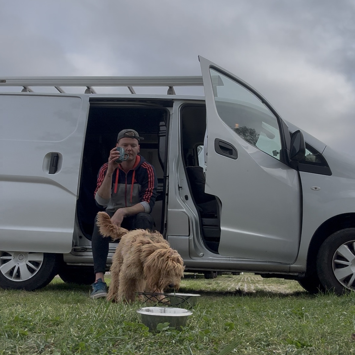 Bus-ombouwen-tot-camper-10-dingen-om-op-te-letten