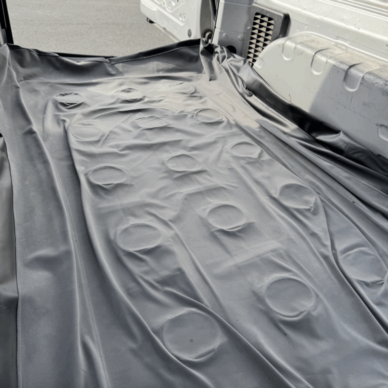Luchtbed-lek-action-busleven-camperbouw-busje-ombouwen